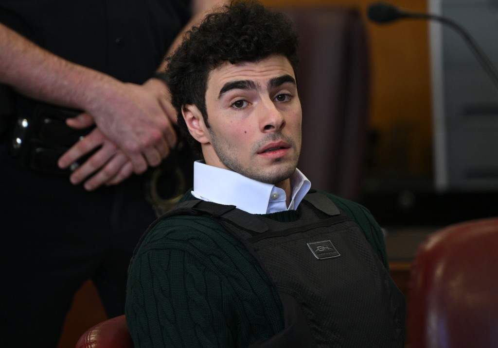 Luigi Mangione appears at a hearing for the murder of UHC CEO Brian Thompson at Manhattan Criminal Court on February 21, 2025 in New York City.
