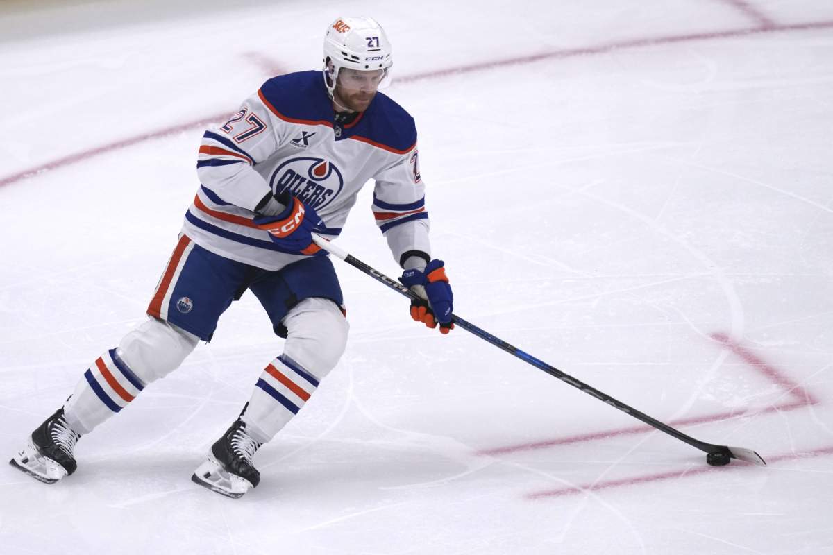 Edmonton Oilers defenceman Brett Kulak (27) during an NHL hockey game, Tuesday, Jan. 7, 2025, in Boston.