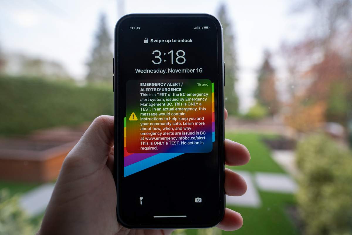 An emergency alert is seen on a mobile phone in North Vancouver, B.C. Wednesday, November 16, 2022.