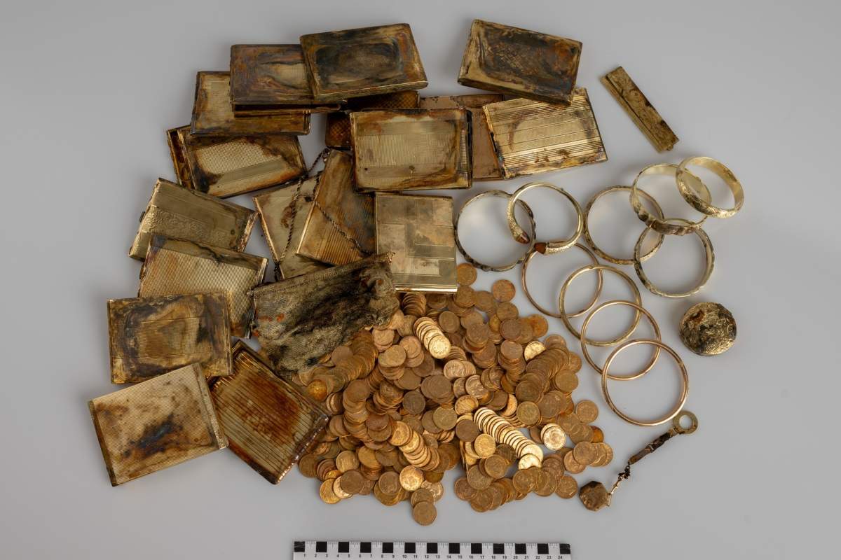 The coins, snuff boxes and bracelets.
