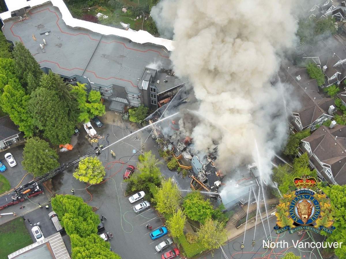 An aerial view of the Silverlynn Apartments fire.