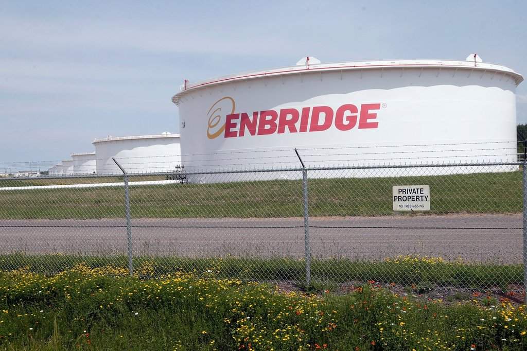 Enbridge oil storage tanks located at the company's terminal in Superior, Wis.