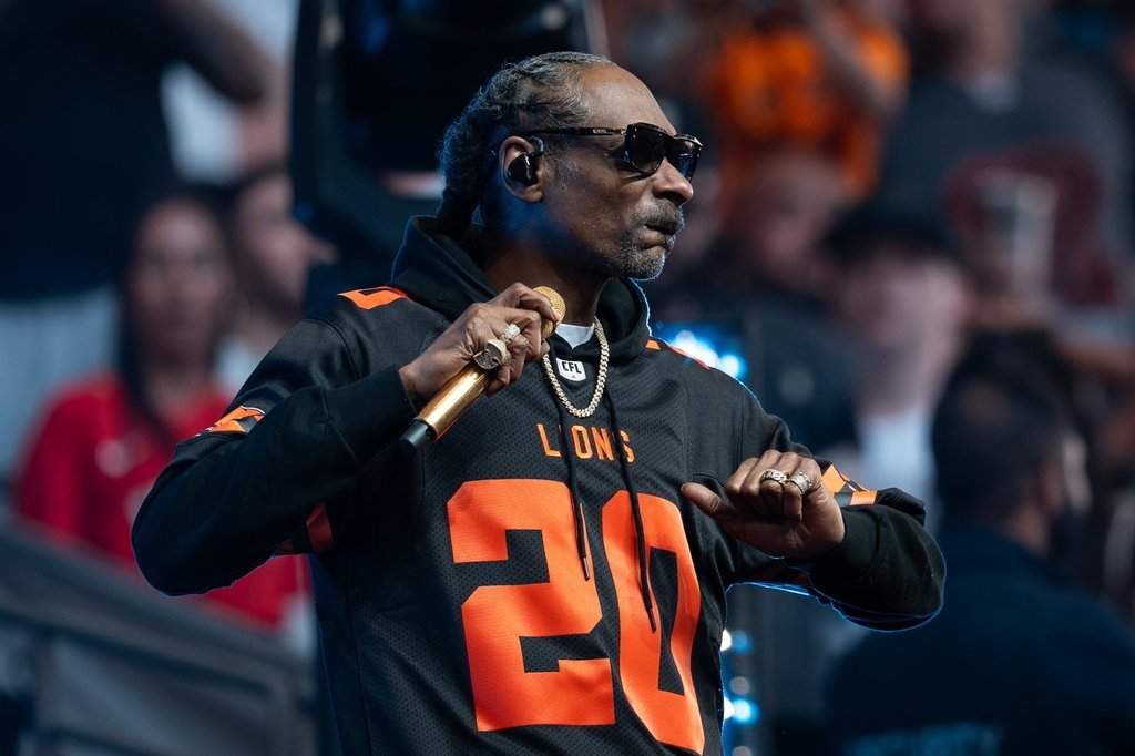 Snoop Dogg performs before the Edmonton Elks and the B.C. Lions play a CFL football game in Vancouver, on Saturday, June 7, 2025.