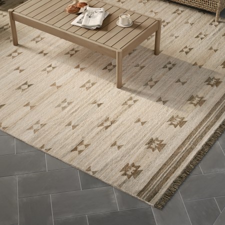 Article Canada Day Sale