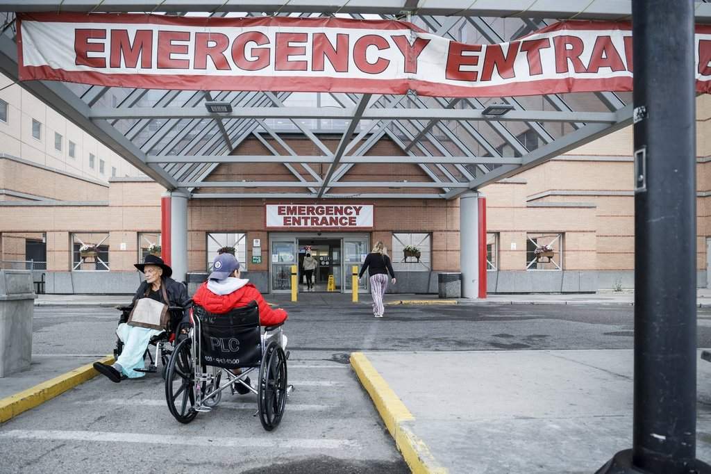 The entrance to the emergency department at Peter Lougheed hospital is pictured in, Calgary, Alta., Tuesday, Aug. 22, 2023.