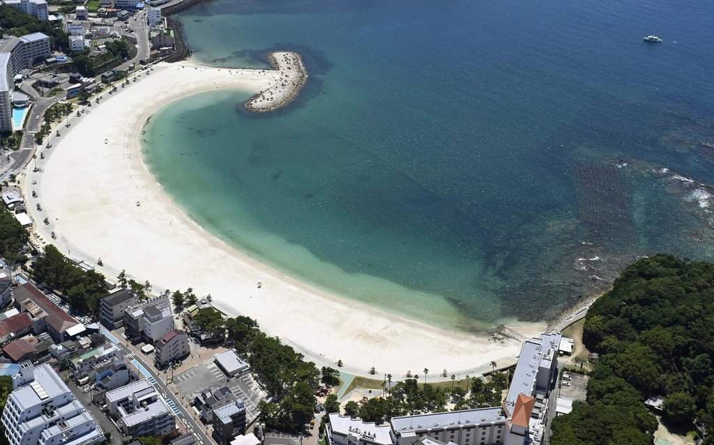 This shows an empty beach in Shirahama, Wakayama prefecture, western Japan Wednesday, July 30, 2025 after beachgoers evacuated as a powerful earthquake in Russia’s Far East prompted tsunami alert in parts of Japan.