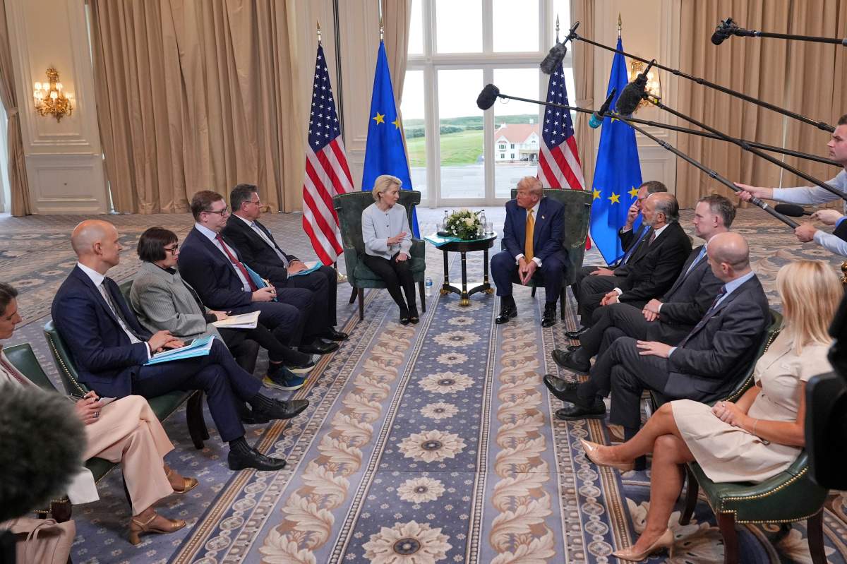 President Donald Trump meets European Commission President Ursula von der Leyen at the Trump Turnberry golf course in Turnberry, Scotland Sunday, July 27, 2025. (AP Photo/Jacquelyn Martin)