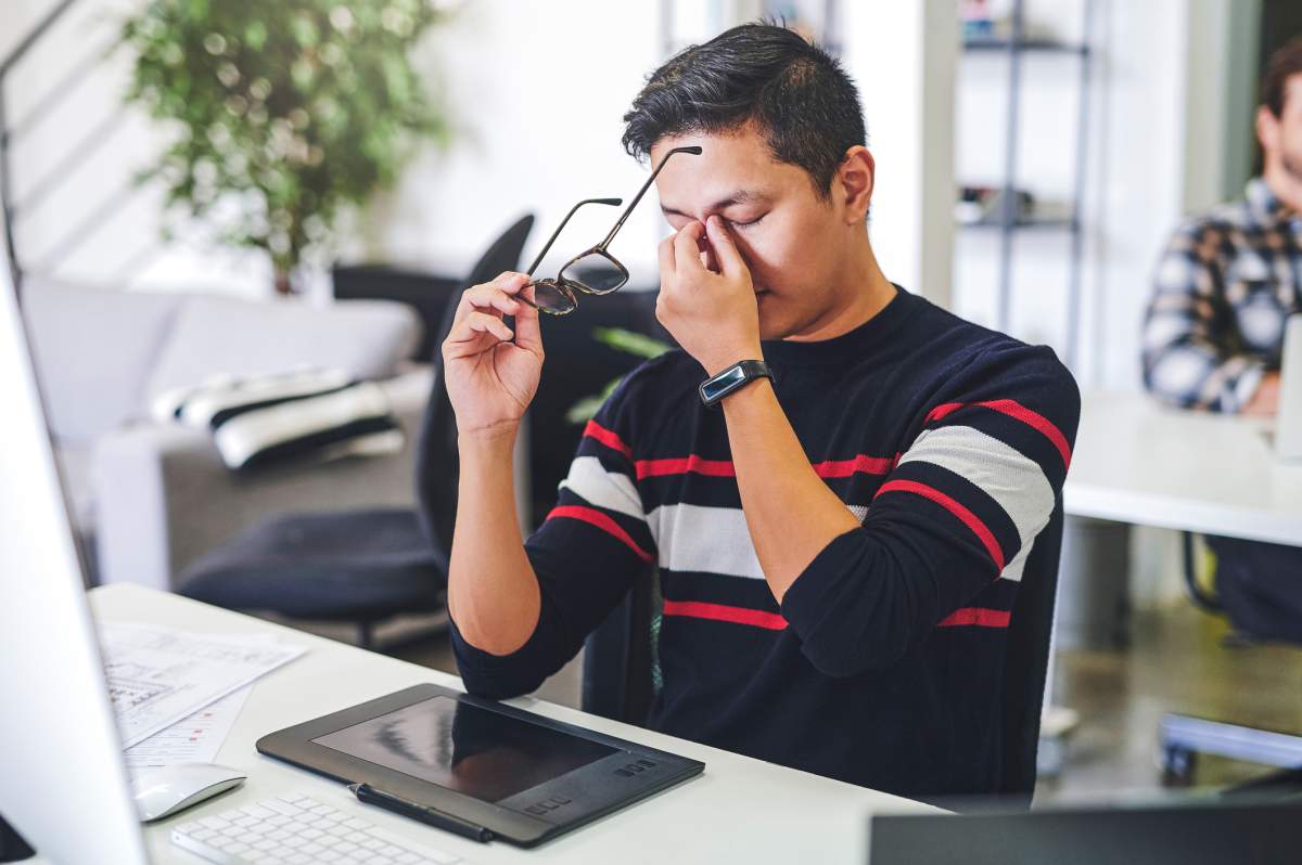 A new eye drop, approved for us in the United States, promises to help people ditch their reading glasses or contact lenses for up to 10 hours at a time.