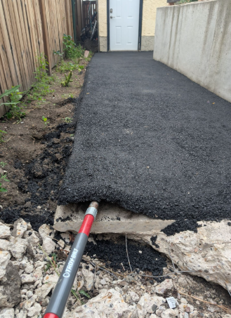 Edmonton homeowners warn others about door-to-door paving salesmen - image