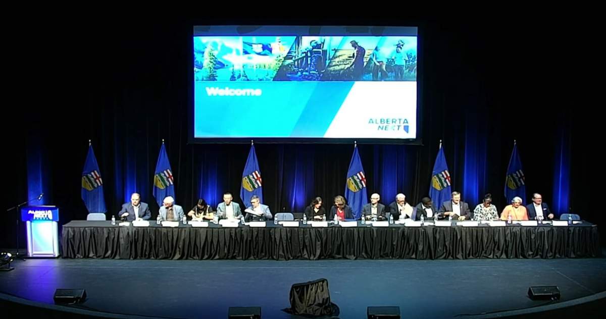 Danielle Smith's Alberta Next panel held a town hall in Fort McMurray on Tuesday evening where it received a much warmer welcome than it did in some other communities it has visited.