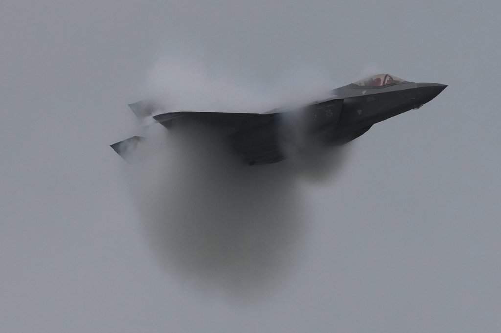 An F-35A fighter jet performs at a military base as part of celebrations marking the anniversary of the Royal Thai Air Force in Bangkok, Thailand, on Friday, March 7, 2025. (AP Photo/Sakchai Lalit).