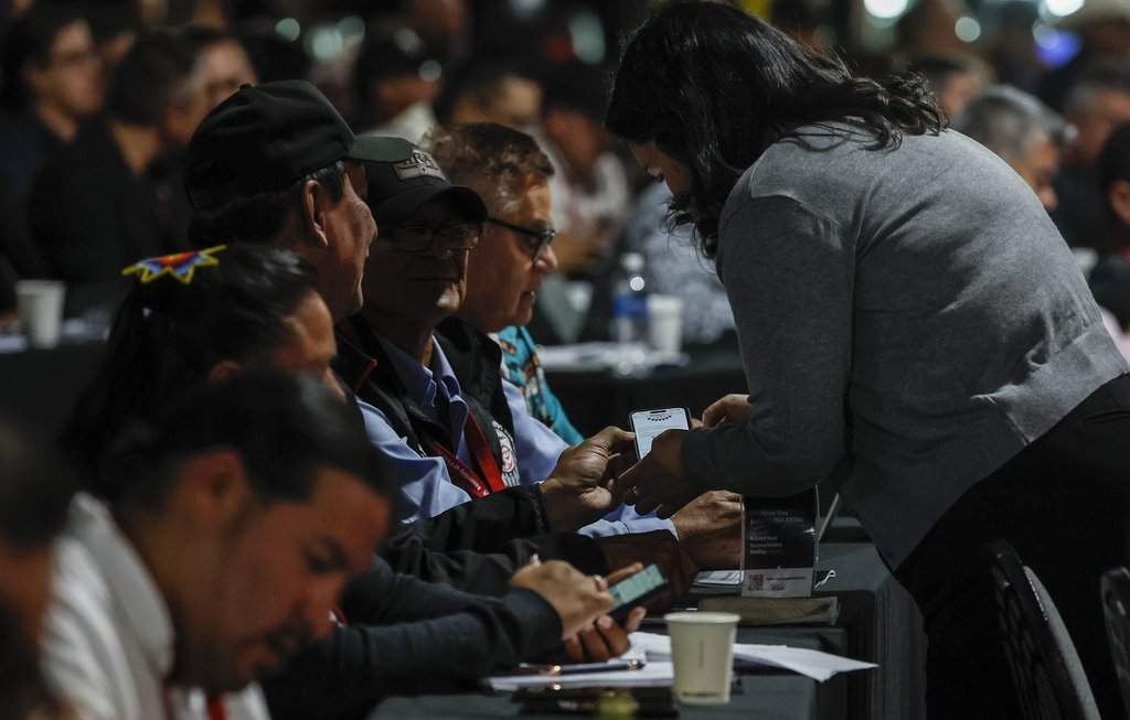 Delegates vote electronically on resolutions at the Assembly of First Nations (AFN) Annual General Assembly in Winnipeg on Wednesday, Sept. 3, 2025. THE CANADIAN PRESS/John Woods.