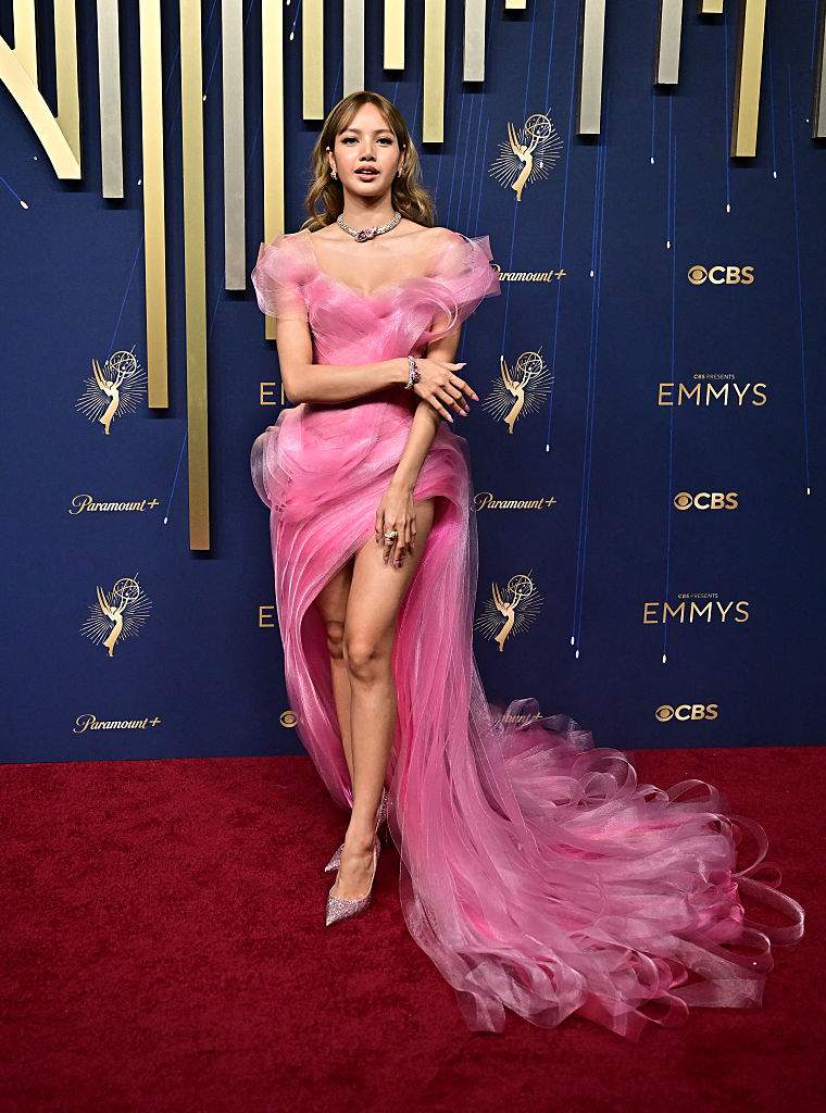 2025 Emmy Awards: The most dazzling red carpet looks from TV’s biggest night - image