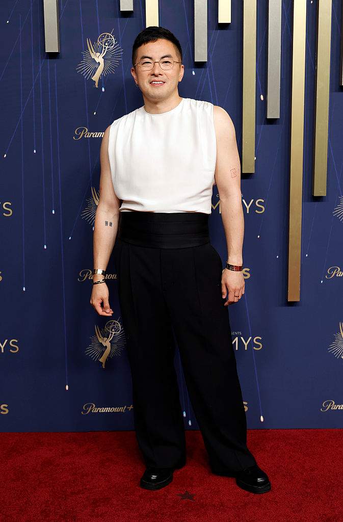 2025 Emmy Awards: The most dazzling red carpet looks from TV’s biggest night - image