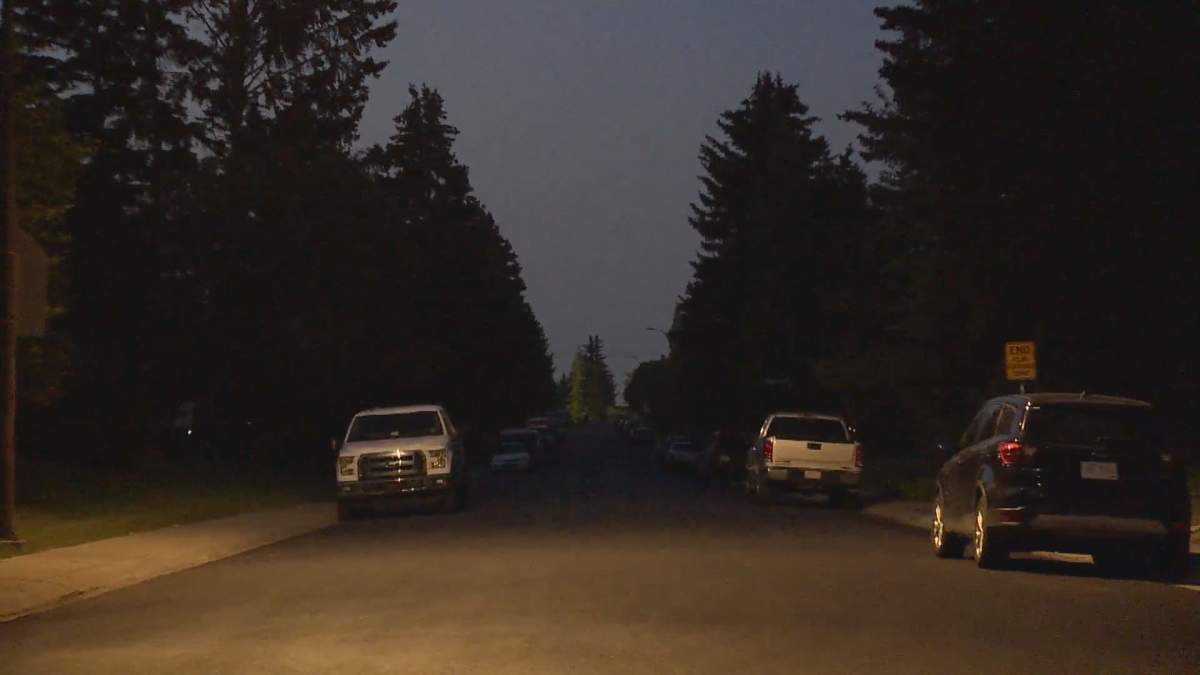 A streetlight outage in Huntington Hills is leaving residents in the dark.