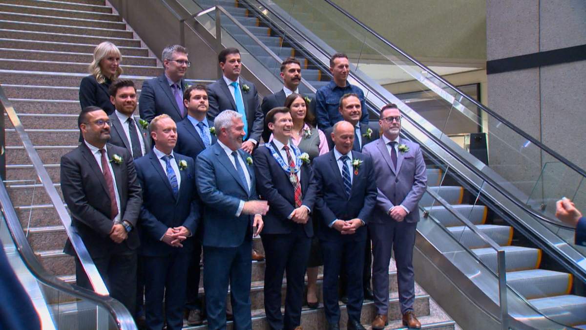 Jeromy Farkas took the oath of office and was sworn in alongside a new Calgary city council that has the largest class of rookies in more than 100 years. 