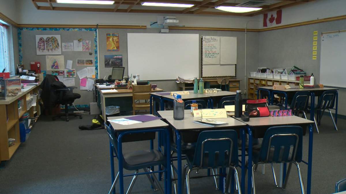 DWith no end in sight to the strike by Alberta teachers, and no strike pay for teachers, some are trying to figure out other ways of making some extra cash to help make ends meet.