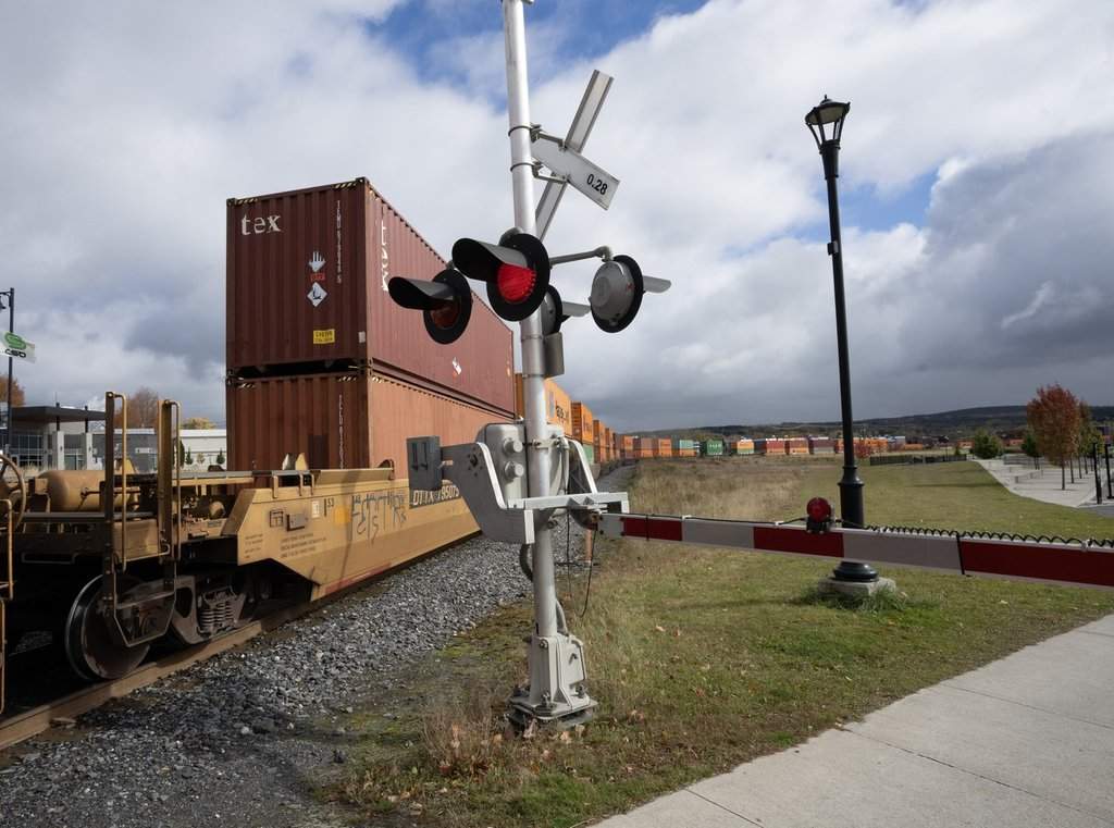 A rail advocate who had safety concerns over a track running through his community in Lac-Megantic, Quebec, has been fined.