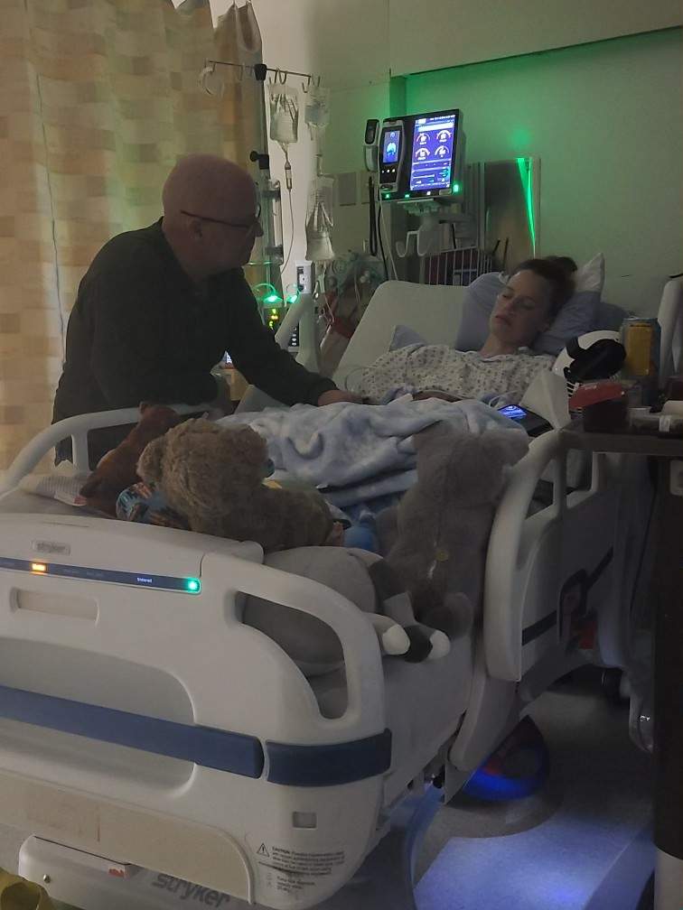 Raelyn Janssen in her hospital room.