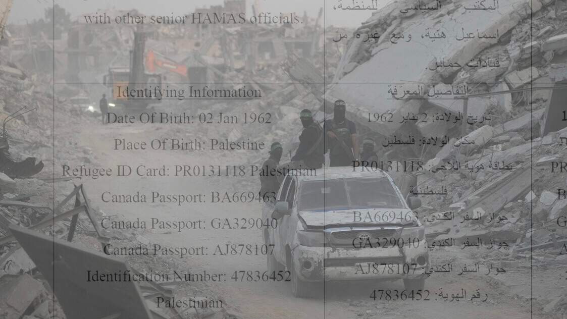 Hamas militants and Egyptian workers search for the bodies of Israeli hostages in the Shijaiyah neighborhood of Gaza City Wednesday, Nov. 5, 2025. (AP Photo/Jehad Alshrafi).