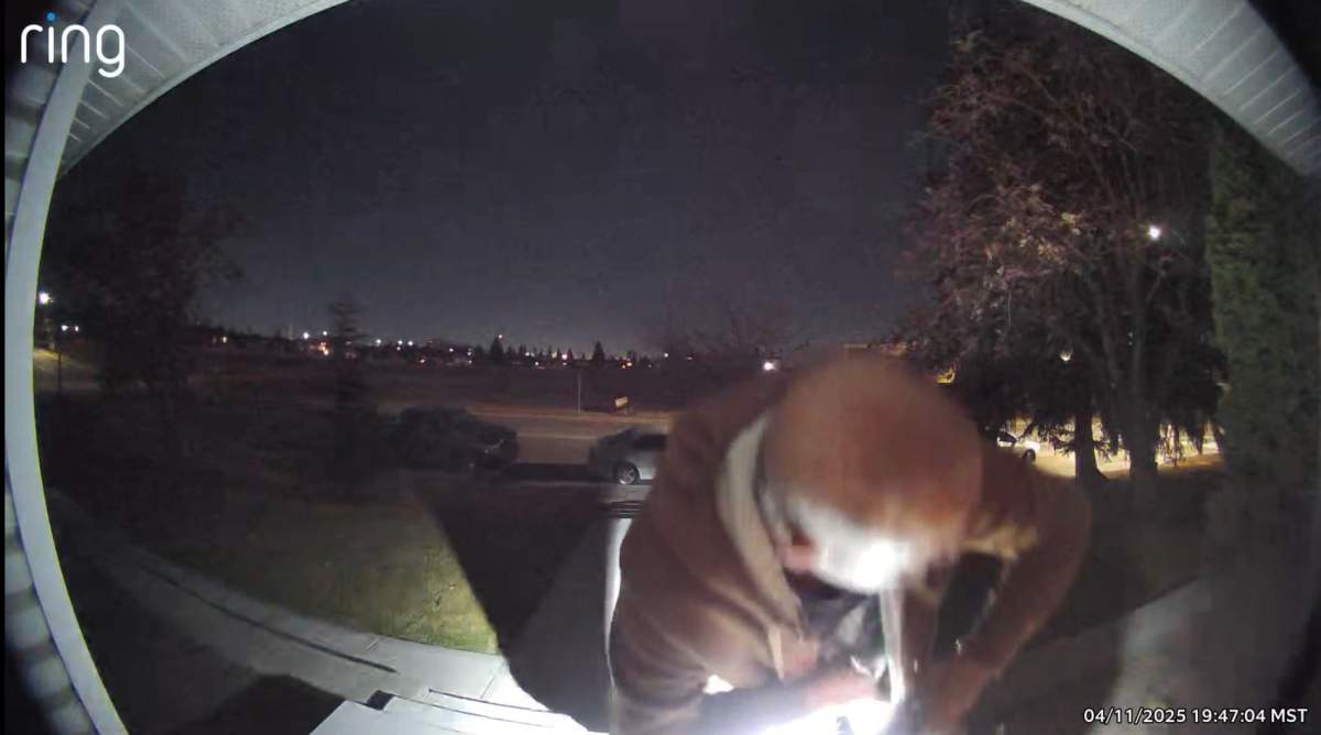 Video from Susana Trotchie's Ring camera shows the man who had just delivered her son's Skip the Dishes order also grabbing an Amazon package addressed to her husband and stuffing it in his jacket before making off with it.