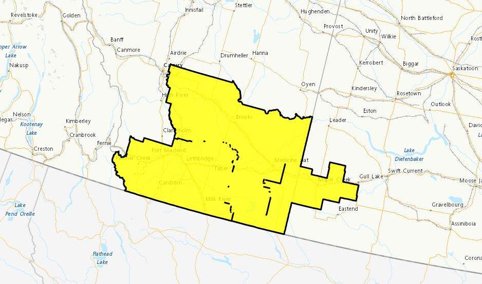Environment Canada has issued a heavy snowfall warning for much of southeastern Alberta, including the city of Lethbridge.