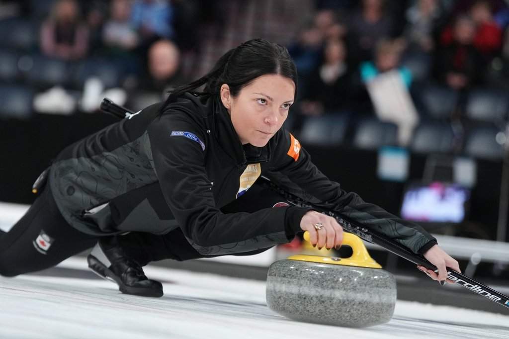 Kerri Einarson delivers a rock during the Montana's Canadian Curling Trials in Halifax on Nov. 27, 2025. THE CANADIAN PRESS/Darren Calabrese.