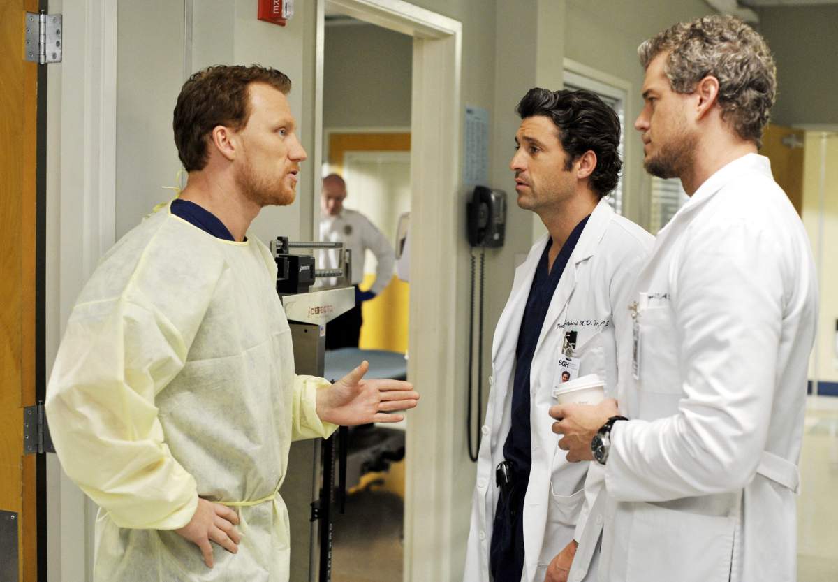 (L-R:) Kevin McKidd, Patrick Dempsey, Eric Dane, 'Life During Wartime', (Season 5, aired Oct. 30, 2008), 2005.