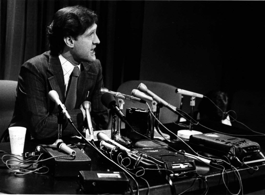 A bank of tape recorders and microphones sits in front of Ontario New Democratic Party leader Stephen Lewis June 13, 1977, as he announces his decision to resign as party leader. (CP PHOTO)