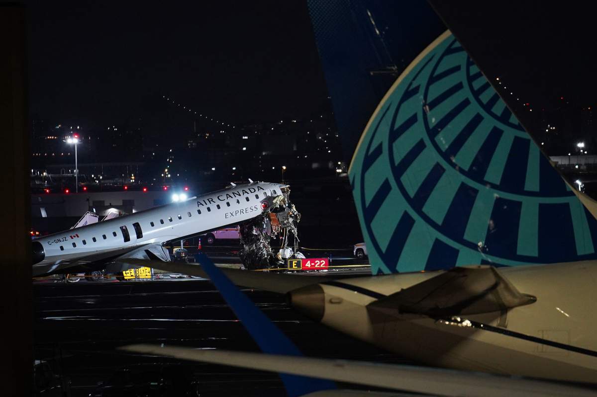 Air Canada LaGuardia Crash