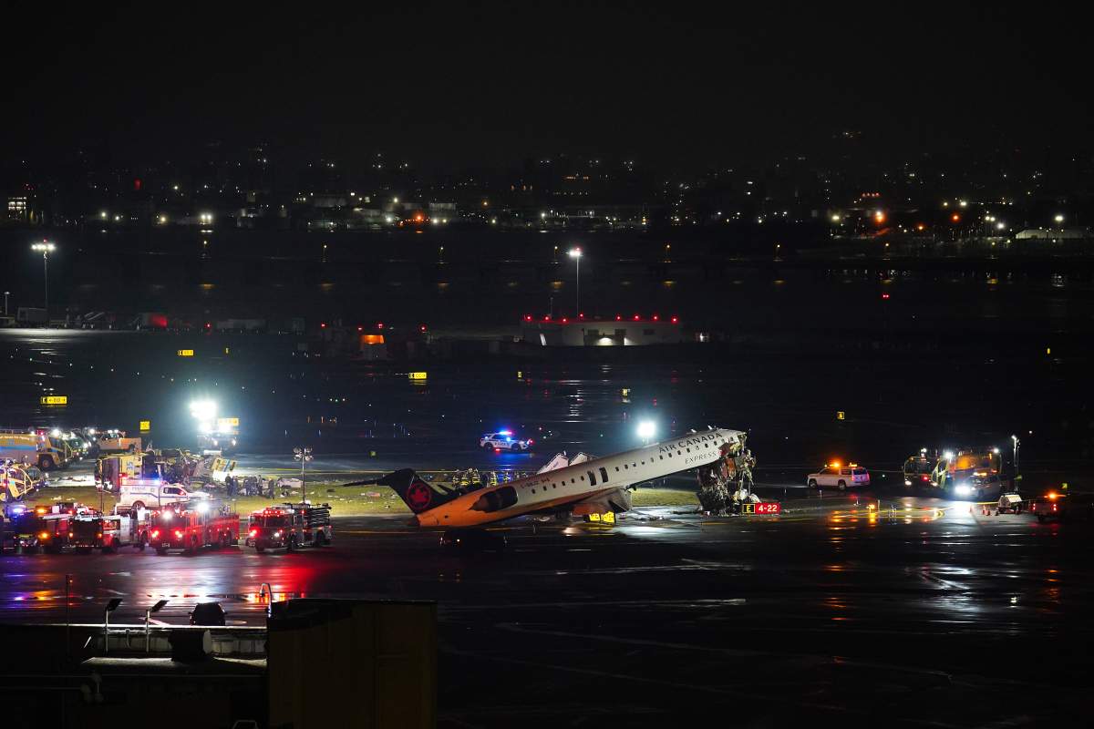 Air Canada LaGuardia Crash