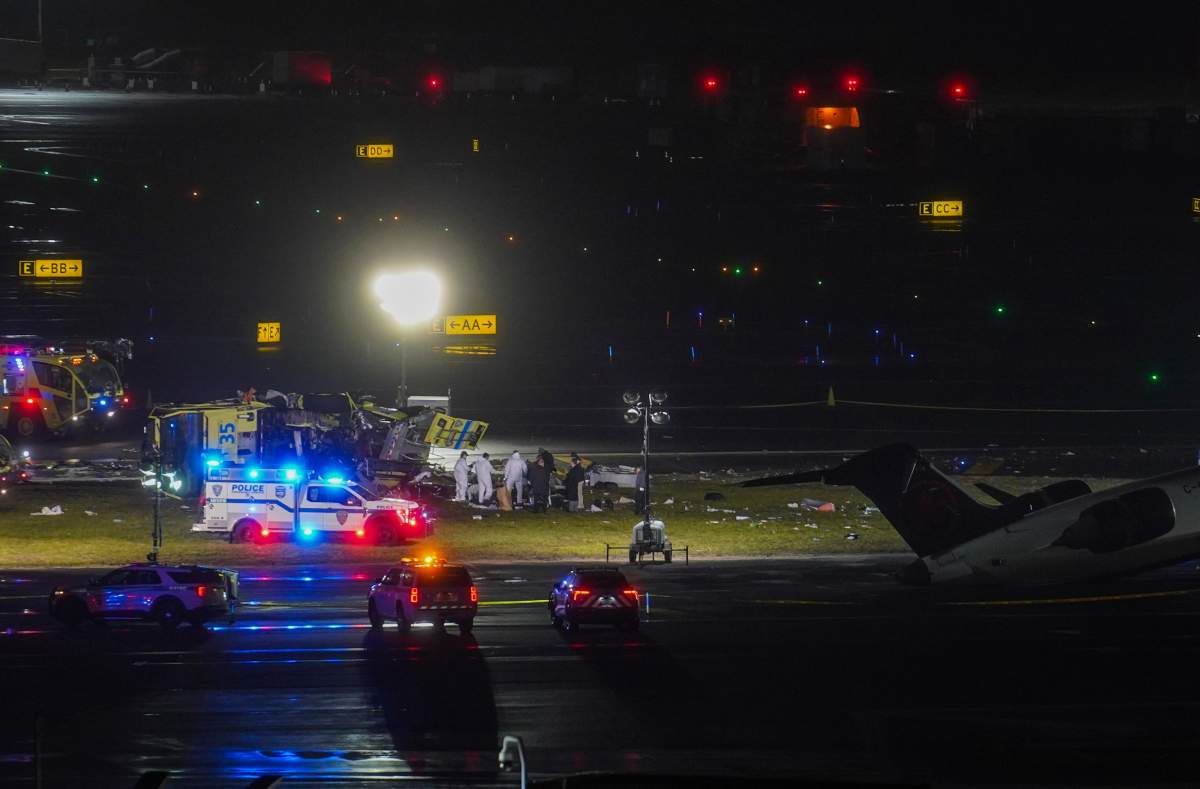 Air Canada LaGuardia Crash