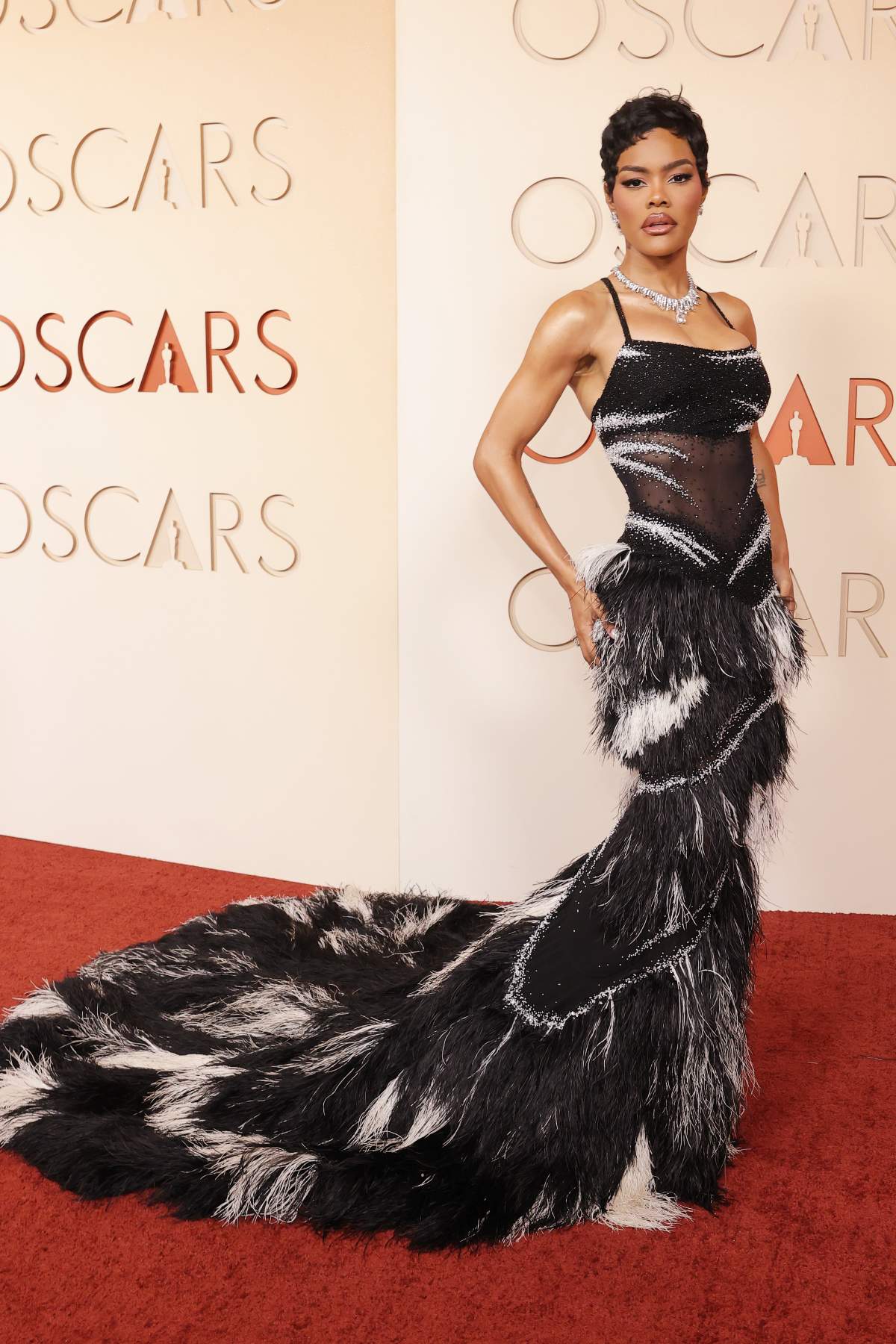 The Oscars 2026: The best red carpet looks & how to recreate them - image