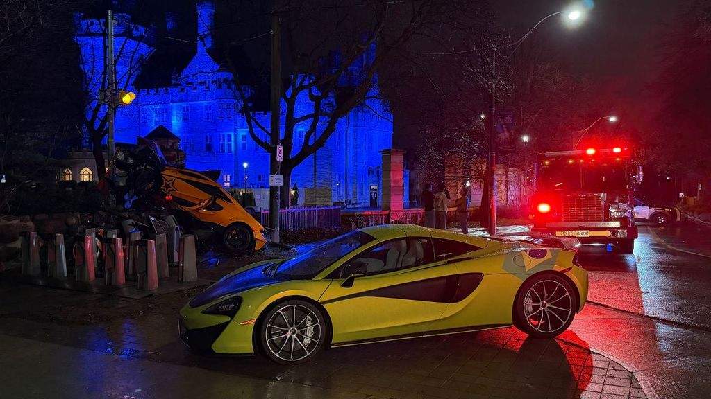 Casa Loma McLaren Crash