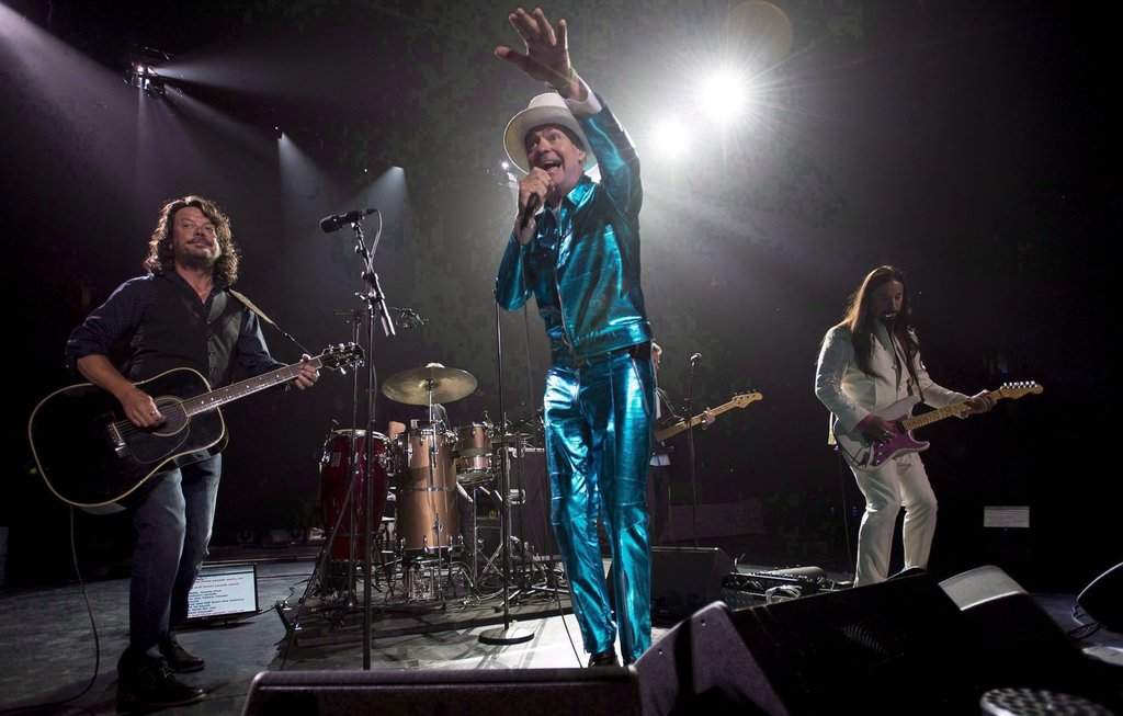 Tragically Hip frontman Gord Downie, centre, leads the band through a concert in Vancouver, July 24, 2016. The 25th anniversary reissue of The Tragically Hip's 'Fully Completely' featured liner notes written by Alan Cross.
