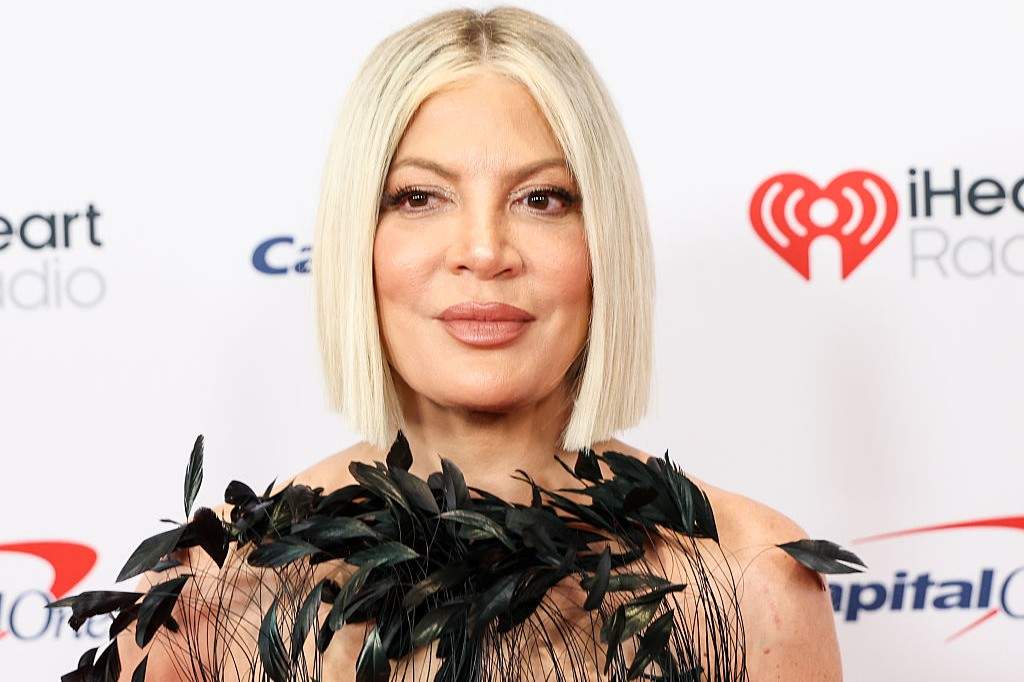 Tori Spelling at the iHeartRadio 102.7 KIIS FM's Jingle Ball 2025 Presented by Capital One held at Intuit Dome on December 5, 2025 in Los Angeles, California.