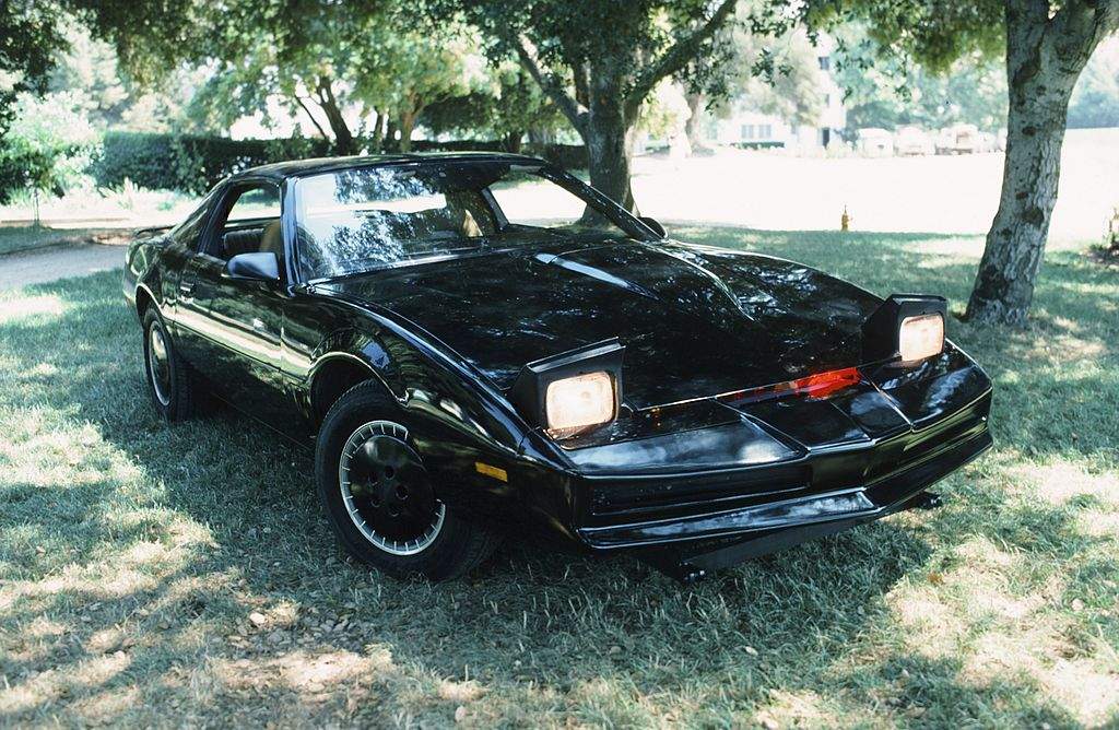 KNIGHT RIDER — Season 1 — Pictured: K.I.T.T.