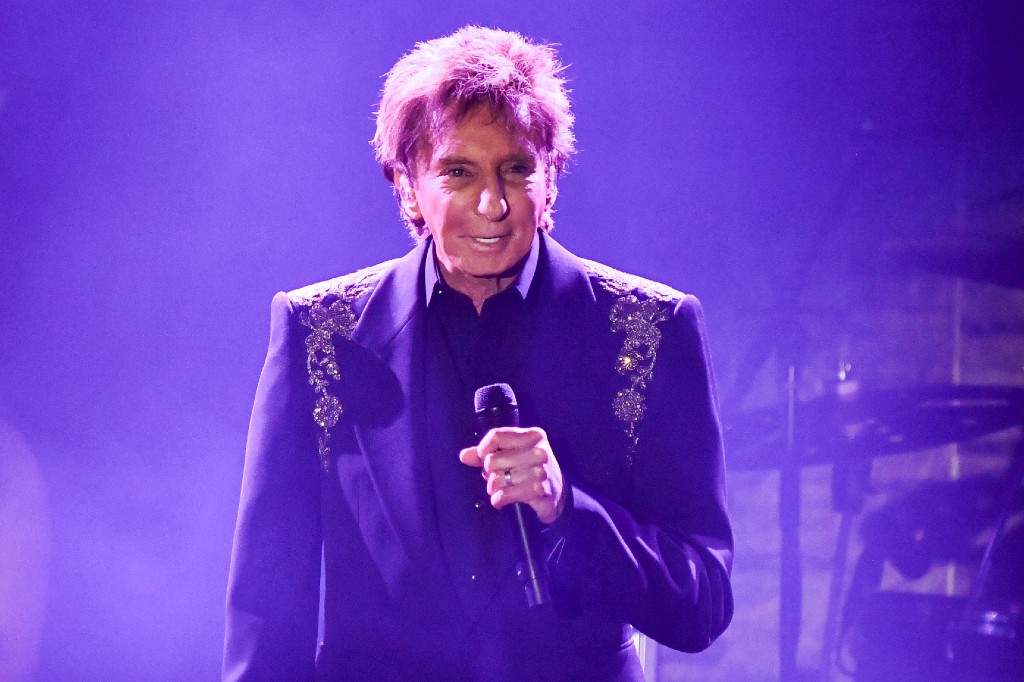Barry Manilow performs during the Pre-Grammy Gala on Saturday, Feb. 1, 2025, at the Beverly Hilton Hotel in Beverly Hills, Calif.