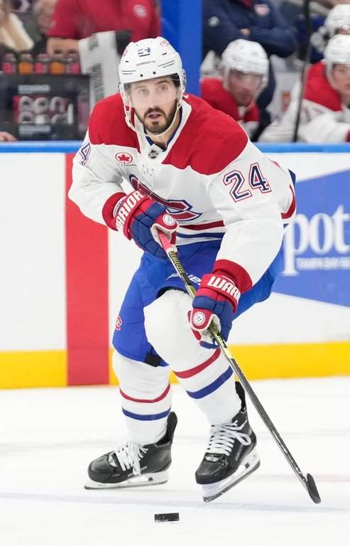 Montreal Canadiens centre Phillip Danault (24) plays against the Lightning in Tampa, Fla., on Sunday, Dec. 28, 2025.
