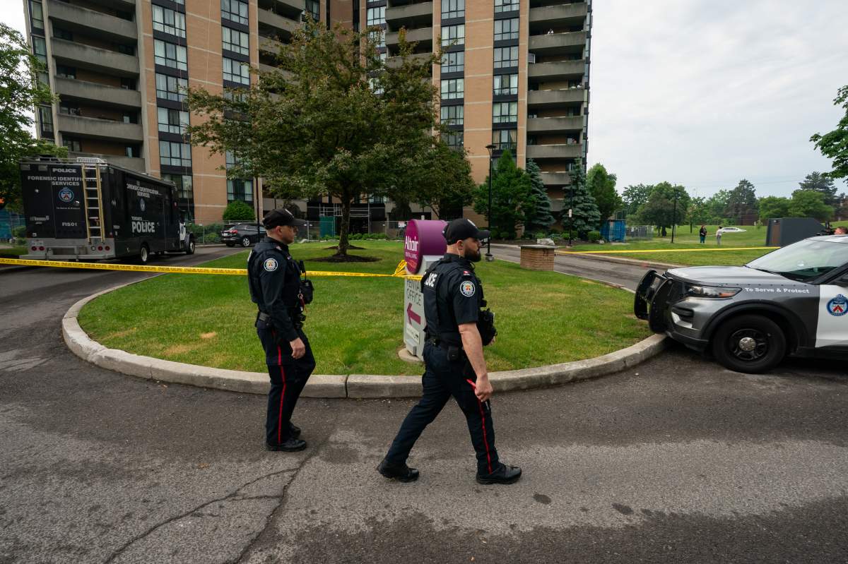 Toronto officer shot
