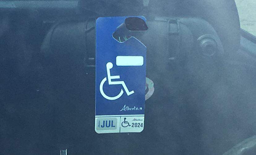 The government of Alberta is expanding its accessible parking permit system to cover people with vision loss.