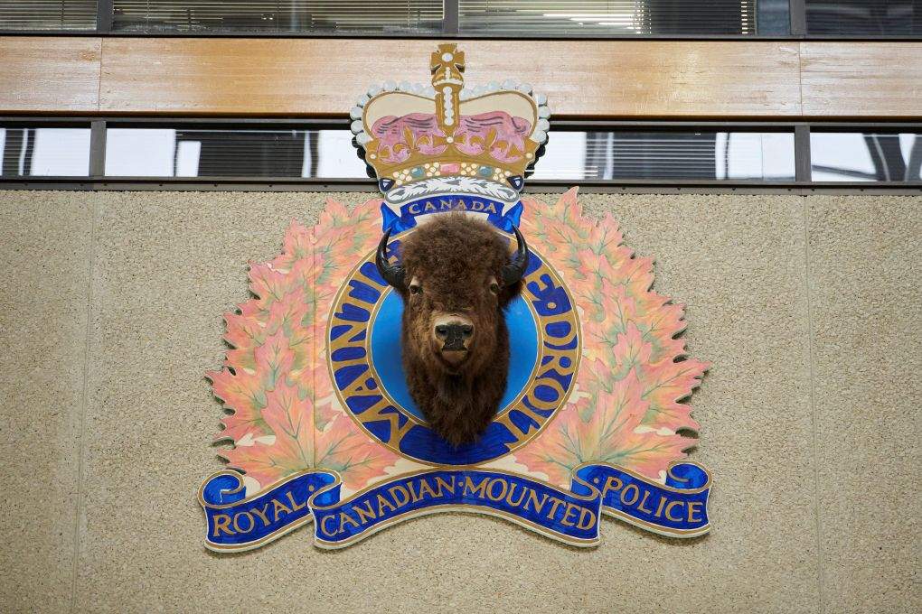 Manitoba's Independent Investigations Unit is looking into a police shooting that left a 33-year-old man injured.