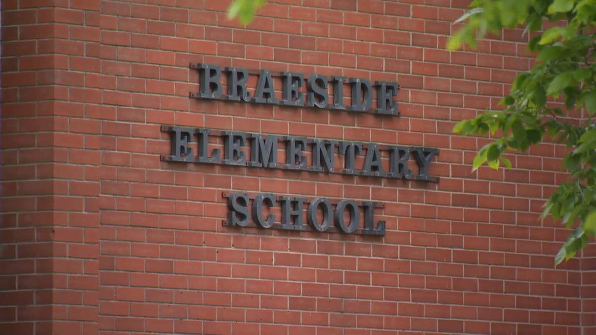Braeside school is a K-6 elementary school, located in Calgary's southwest and operated by the Calgary Board of Education.