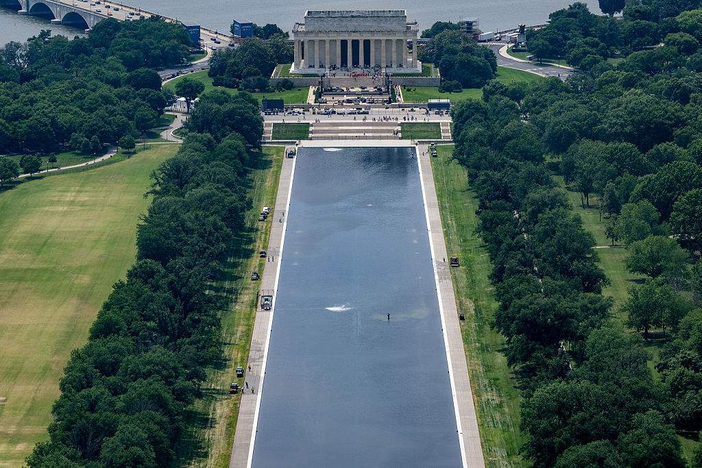 The Lincoln Memorial reflecting pool is filled with water after being painted blue in Washington, D.C., on June 9, 2026.
