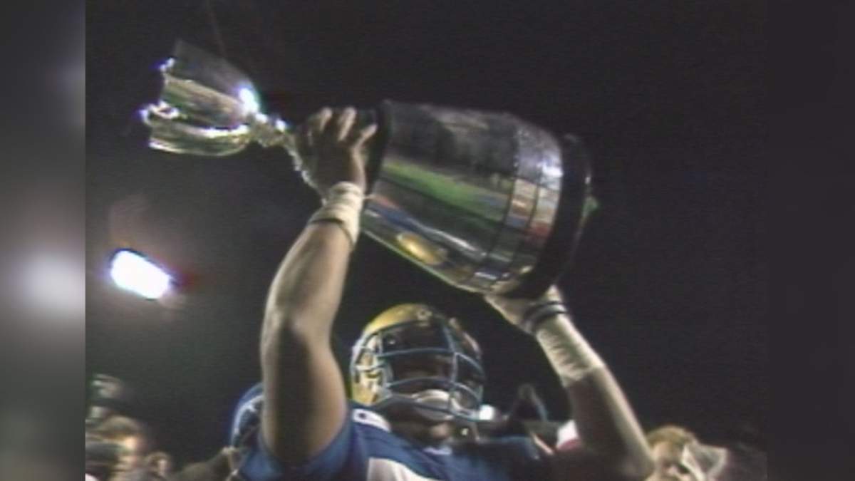 The Winnipeg Blue Bombers celebrate their 1988 Grey Cup championship.