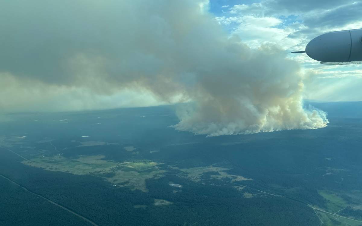 The Felker wildfire is seen from the air. Courtesy of the BC Wildfire Service.