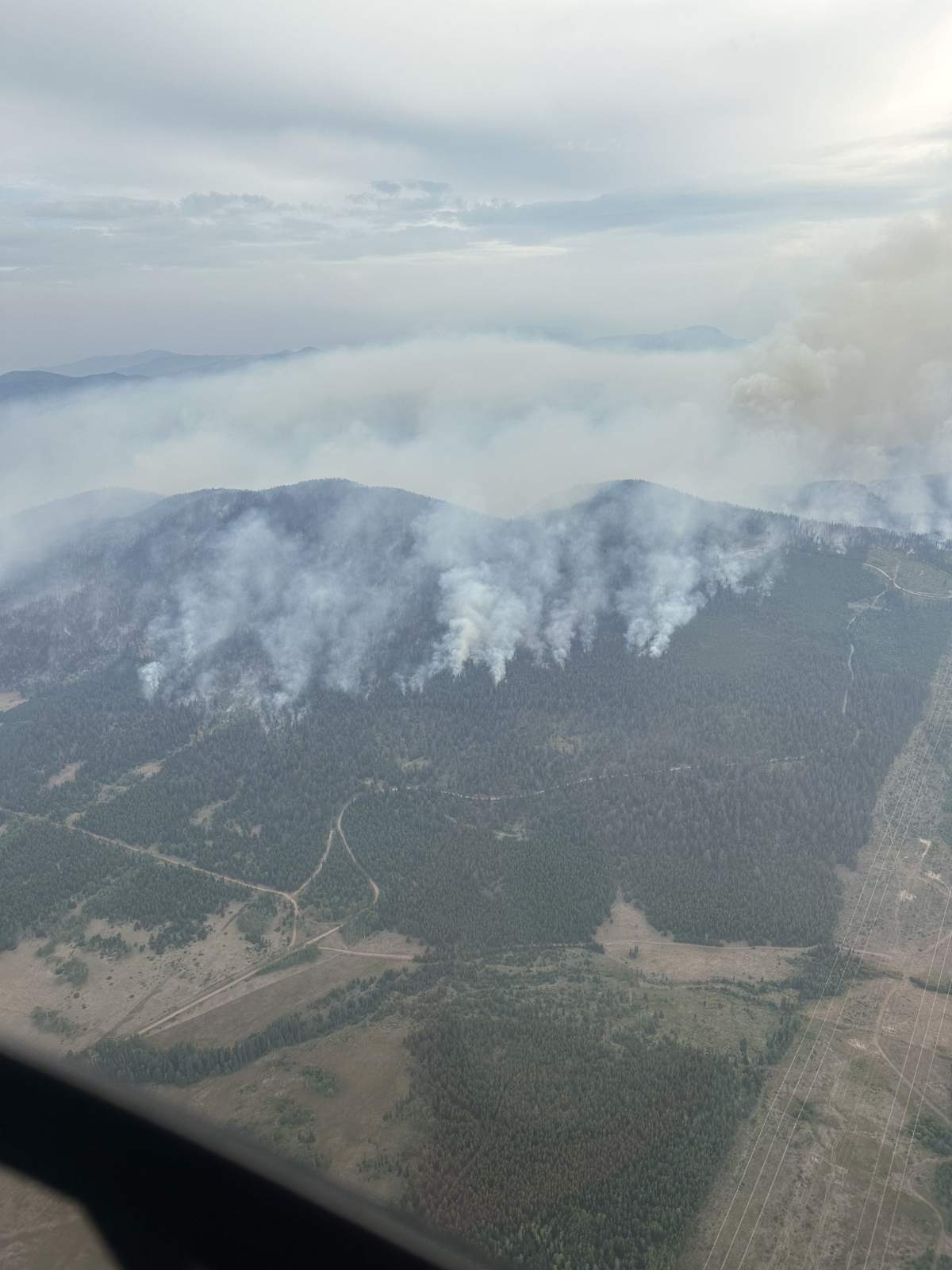 The Pear Lake wildfire burning near Clinton. Courtesy of the BC Wildfire Service.