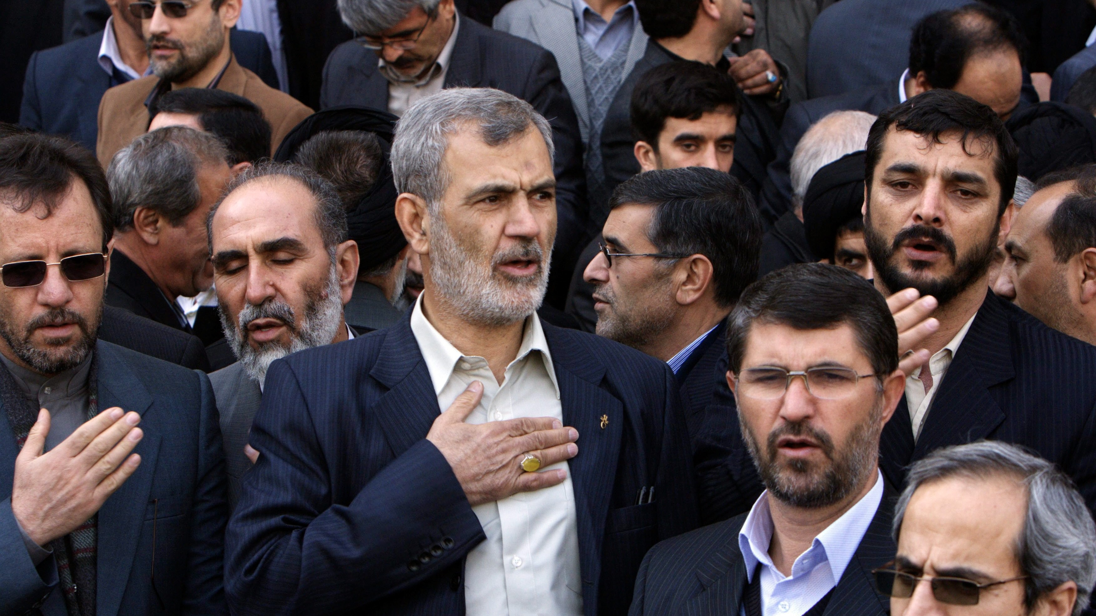 Iranian MP and vice-president Hassan Ghafouri Fard, centre, at an anti-Israeli demonstration in Tehran, Dec. 28, 2008. (AP photo/Hasan Sarbakhshian)