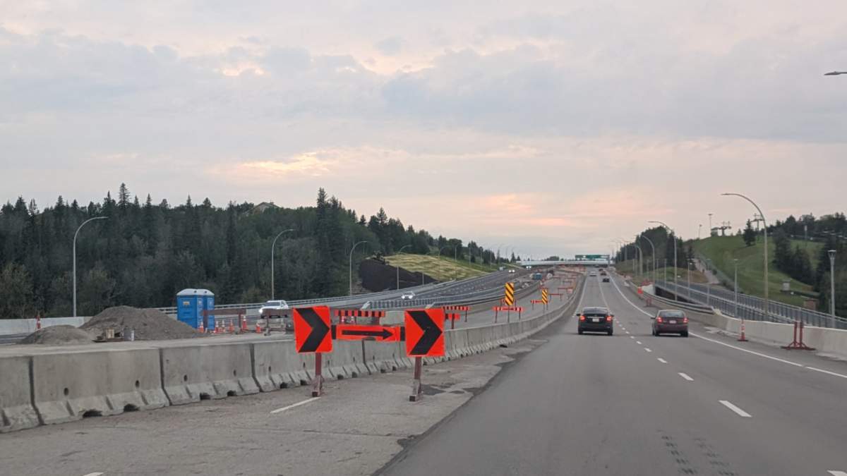 Traffic flowing again on both spans of the Rainbow Valley Bridge on Whitemud Drive. August 23, 2026. 