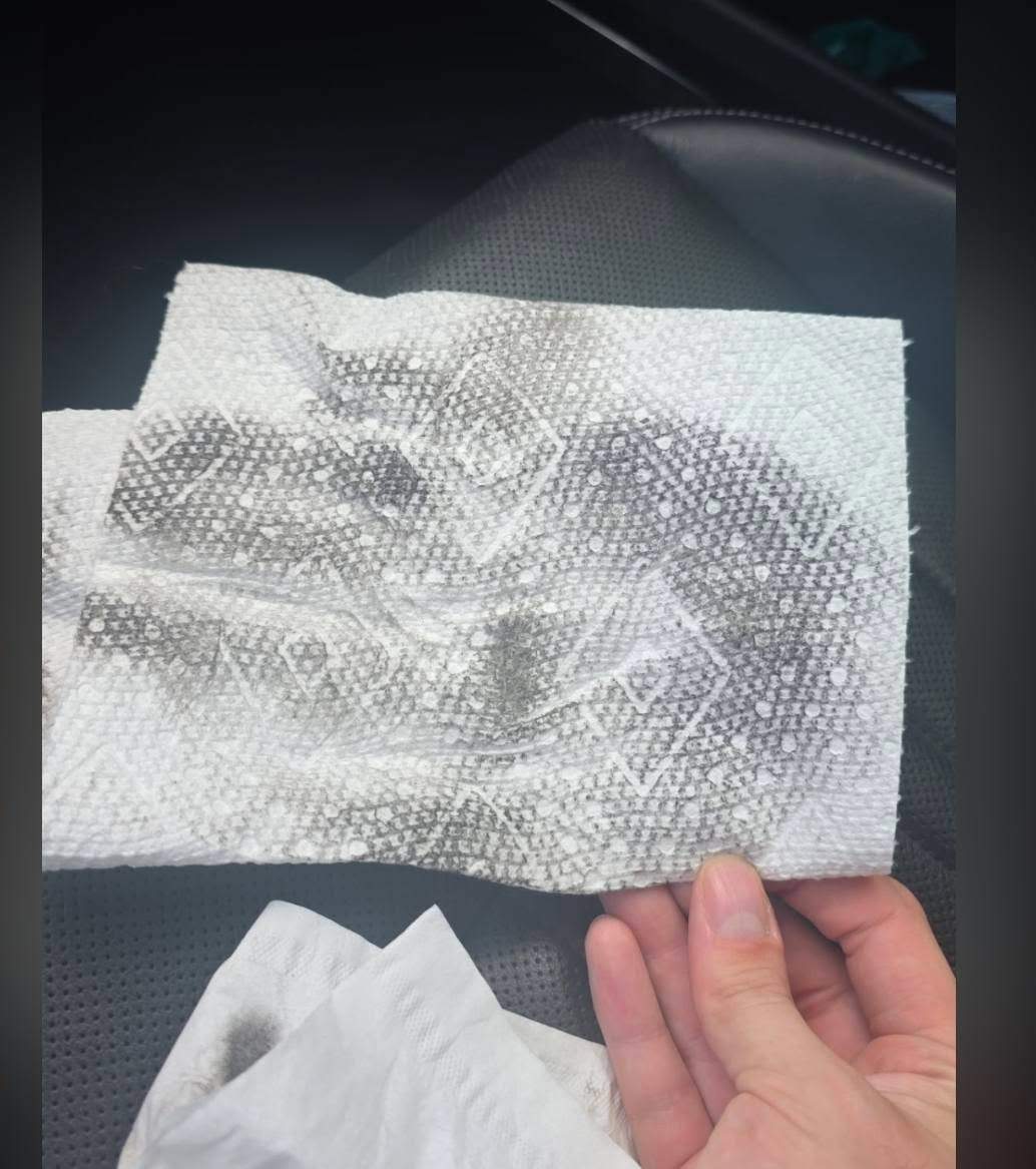 Signs of soot due to coal combustion in Hamilton.